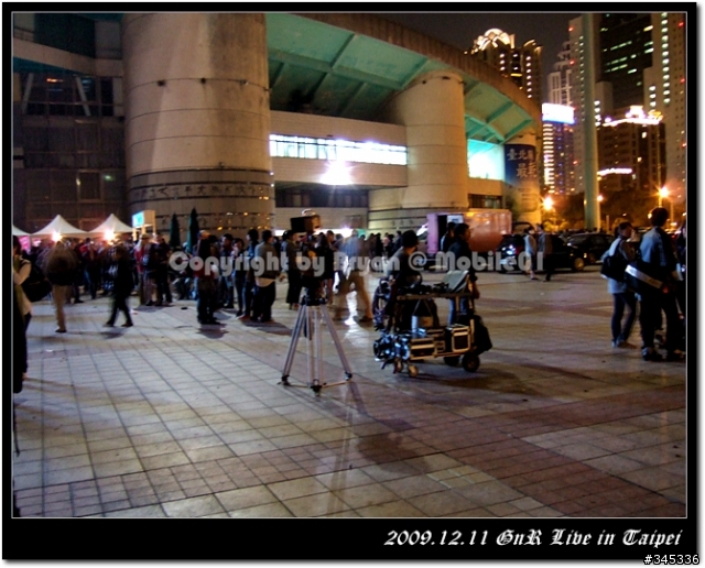 遲來的 Guns N' Roses 2009亞洲巡迴台北演唱會 老頭樂迷的懷念文