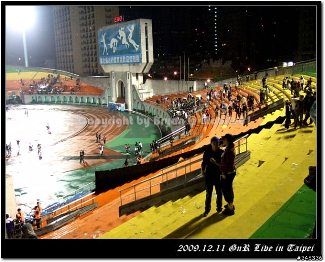 遲來的 Guns N' Roses 2009亞洲巡迴台北演唱會 老頭樂迷的懷念文