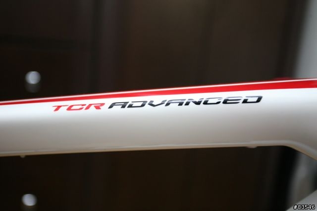 2010 TCR AD3 紅白 報到