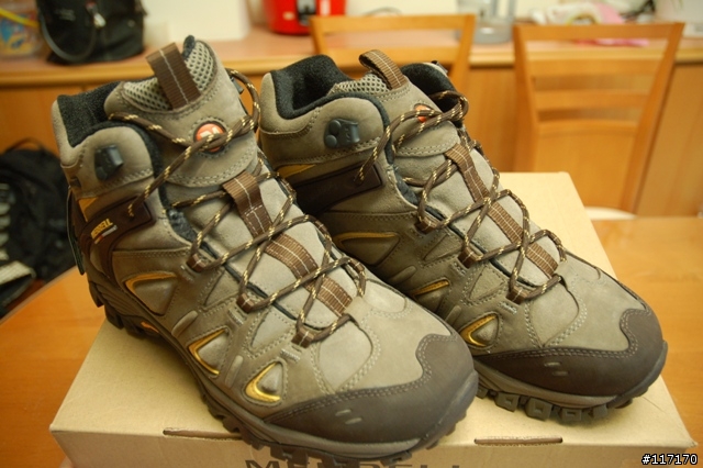 我的第一雙MERRELL