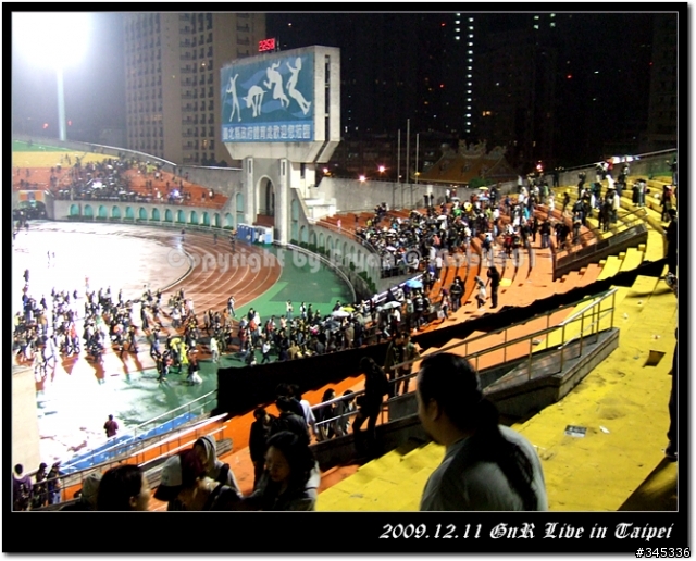 遲來的 Guns N' Roses 2009亞洲巡迴台北演唱會 老頭樂迷的懷念文