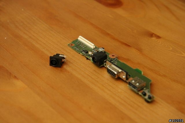 Fujitsu S6240 更換Power Jack + 解剖文