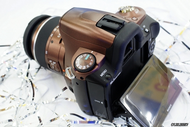 SONY A330"T"限量款