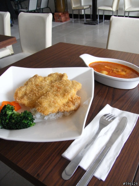 金門美食新選擇-咖哩,鬆餅