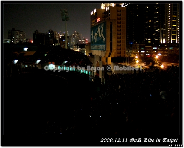 遲來的 Guns N' Roses 2009亞洲巡迴台北演唱會 老頭樂迷的懷念文