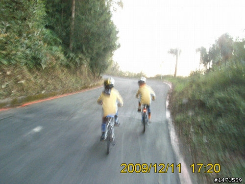 12/11在雲端騎車,初次挑戰大雪山林道,美不勝收