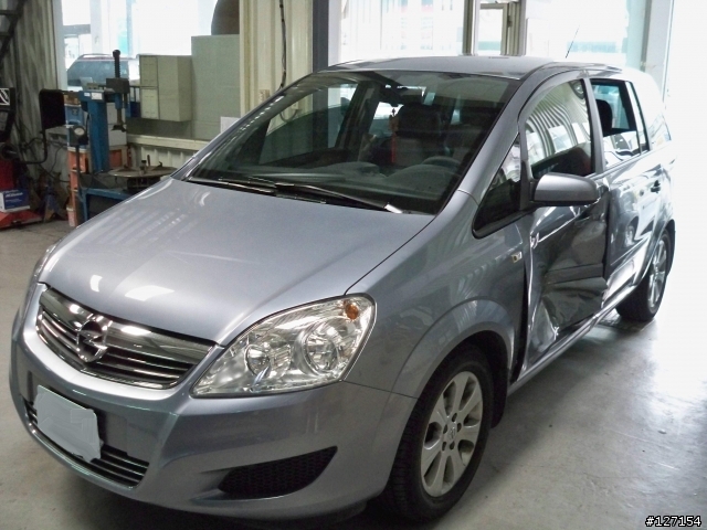 全家人的守護者Zafira B 1.8