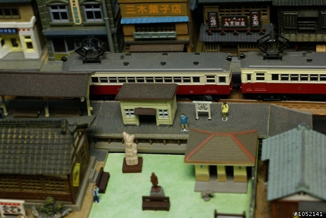 【20110418新增也算鐵道夢?】只是辦公桌的微物風景...
