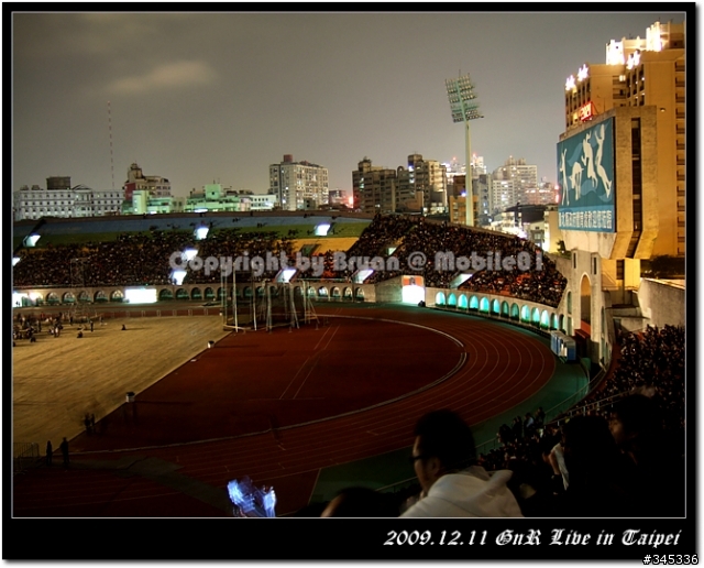 遲來的 Guns N' Roses 2009亞洲巡迴台北演唱會 老頭樂迷的懷念文