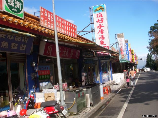 98年桃園縣主委盃全國自由車錦標賽 ( 騎不快所以照片多 )