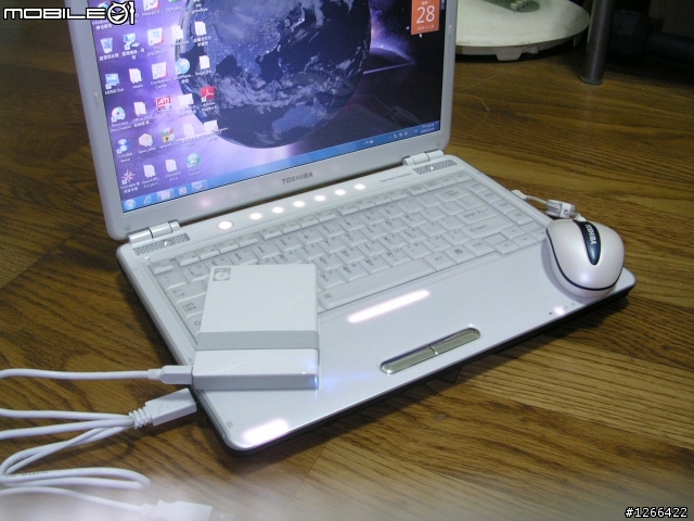 (小開箱)Toshiba 2.5吋 320G Ultra Slim隨身硬碟