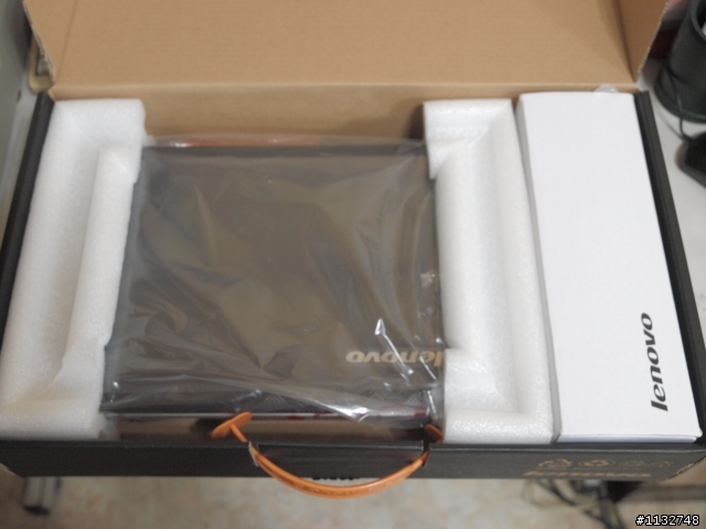 最美麗的CULV機種 U350-SU7300開箱