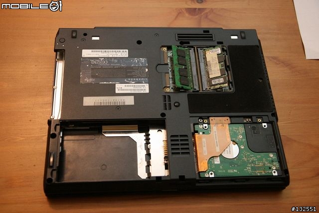 Fujitsu S6240 更換Power Jack + 解剖文