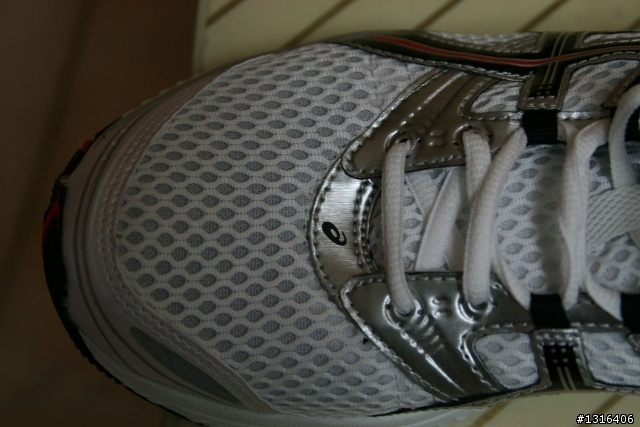 Asics 避震款慢跑鞋 Cumulus-11 分享