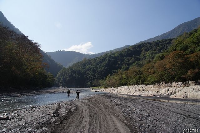 來去58公路(武界-巴庫拉斯)探險去