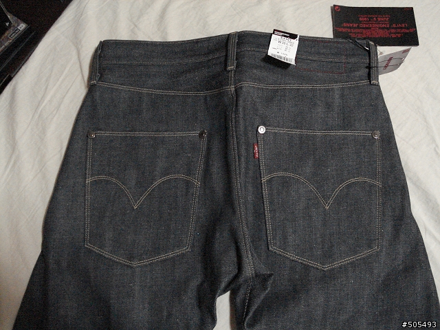 1/20已更新 Levi's Engineered Jeans 10週年, 再現3D風潮