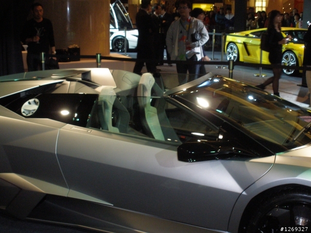 Reventón 賞車會之紀念小禮品
