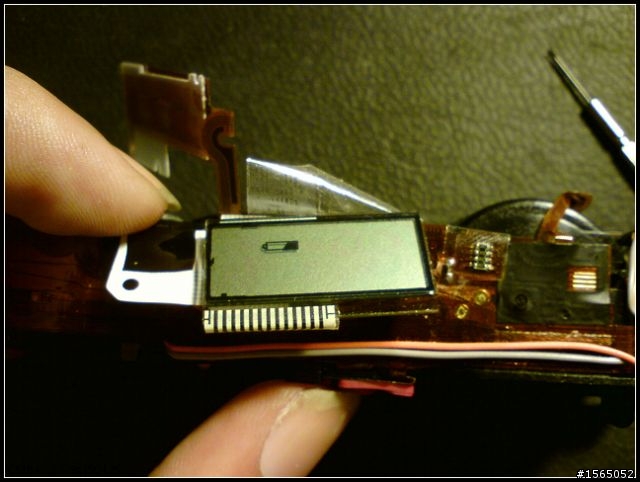 RICOH R1s 液晶淡化 修復記 (DIY)