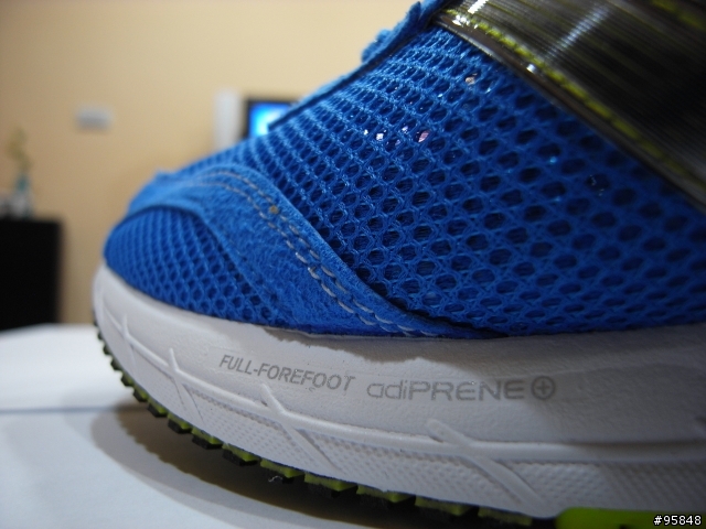 Adidas AdiZERO Adios競賽型輕量慢跑鞋測試報告