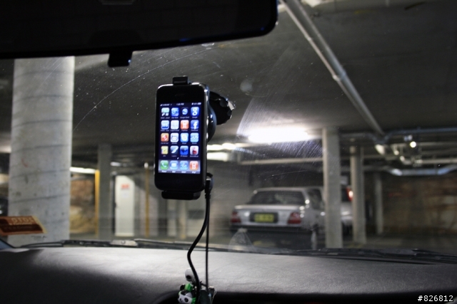 TOMTOM導航車架for iPhone簡單開箱