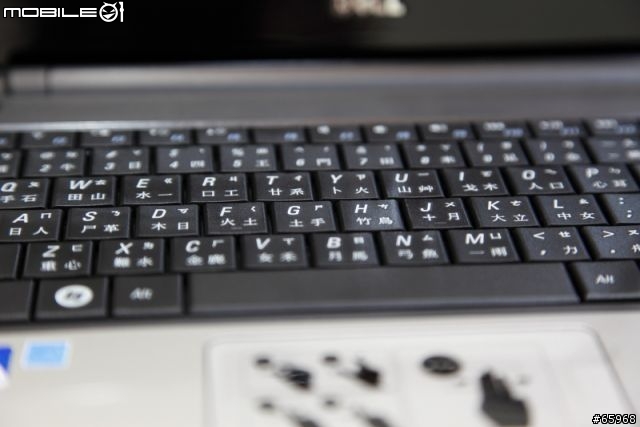 燒燙燙~Dell 11z 11.6" CULV 小筆電開箱