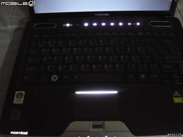 TOSHIBA M900 琥珀金開箱(多圖