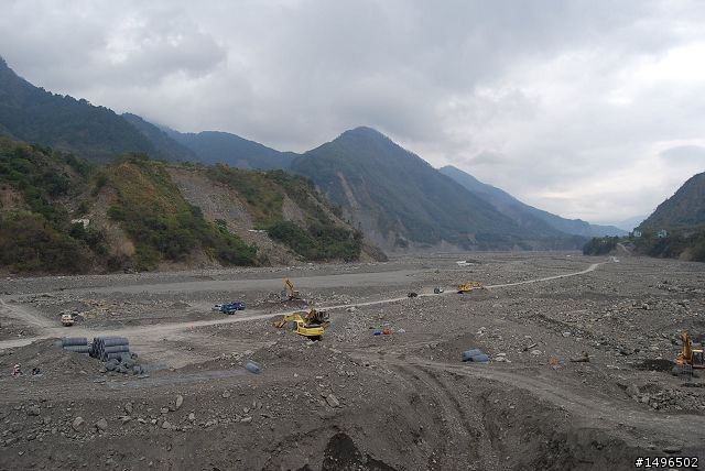 2010/01/01驚嘆連連+驚心動魄--南橫/一個人私奔的旅行