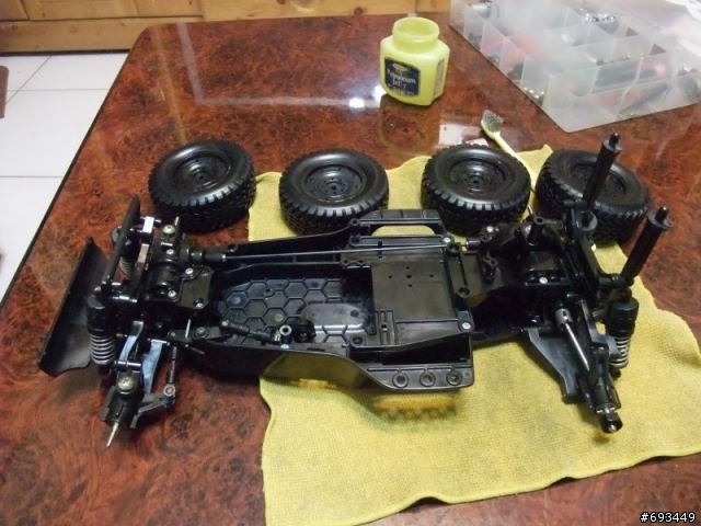 Tamiya 1/12 Hummer (2/26更新,有影片)前固定機構,後備胎架完成~!