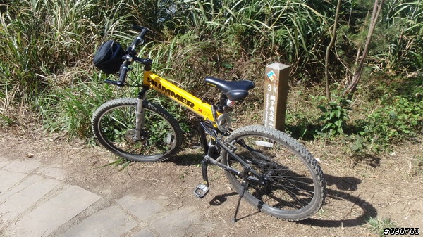 HUMMER大黃蜂~悍馬大折夯上關仔嶺大凍山Offroad山野健行