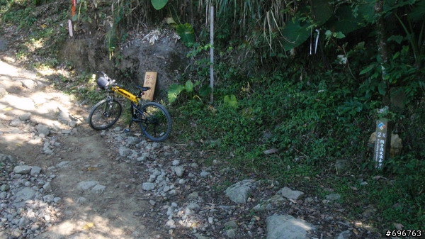 HUMMER大黃蜂~悍馬大折夯上關仔嶺大凍山Offroad山野健行