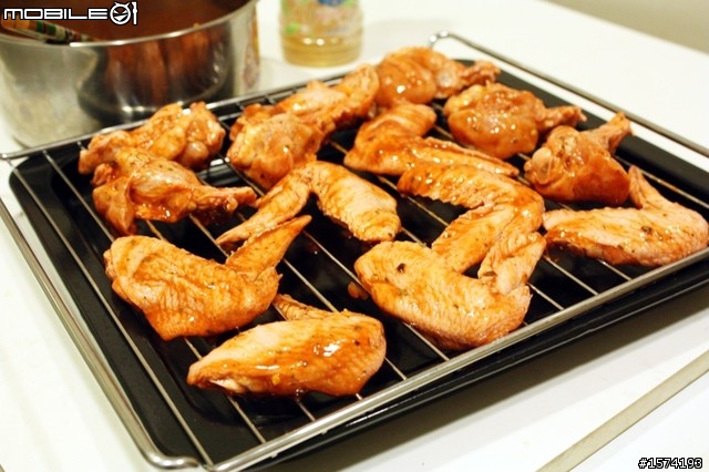 aShLeY美味分享-水牛城辣雞翅 (buffalo wings)