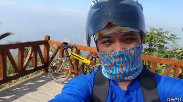 HUMMER大黃蜂~悍馬大折夯上關仔嶺大凍山Offroad山野健行