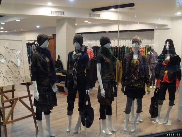 大陸服飾品牌江南布衣專賣店登陸臺灣