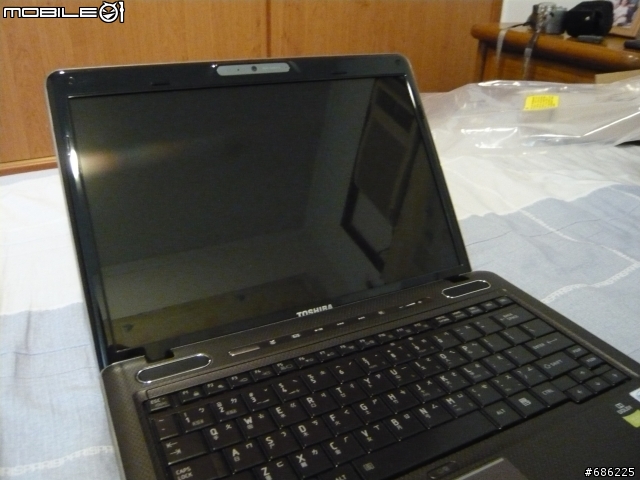 TOSHIBA M900 琥珀金開箱(多圖