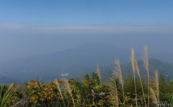 HUMMER大黃蜂~悍馬大折夯上關仔嶺大凍山Offroad山野健行