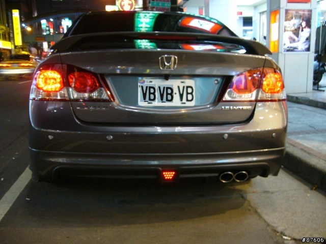 Civic 8黑鈦銀 (新增 Type-r 下巴 & RR 後下巴)2/21 (新增魚眼+下眼線)