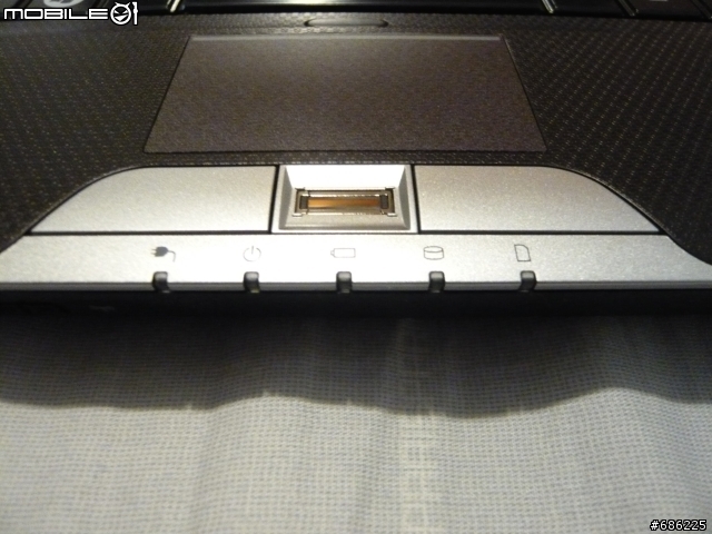 TOSHIBA M900 琥珀金開箱(多圖
