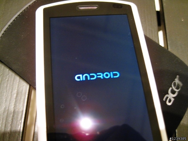 我的耶誕+跨年禮物開箱 地表上上網最快的Android> Acer Liquid