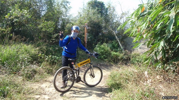HUMMER大黃蜂~悍馬大折夯上關仔嶺大凍山Offroad山野健行