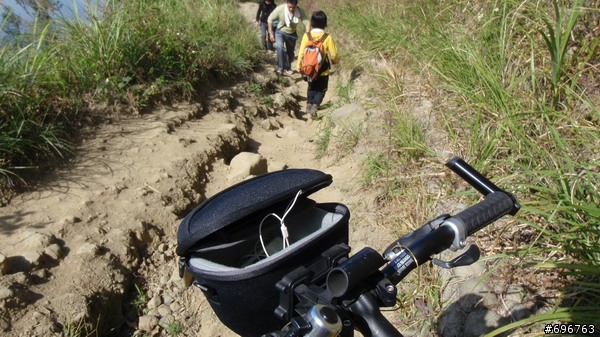 HUMMER大黃蜂~悍馬大折夯上關仔嶺大凍山Offroad山野健行