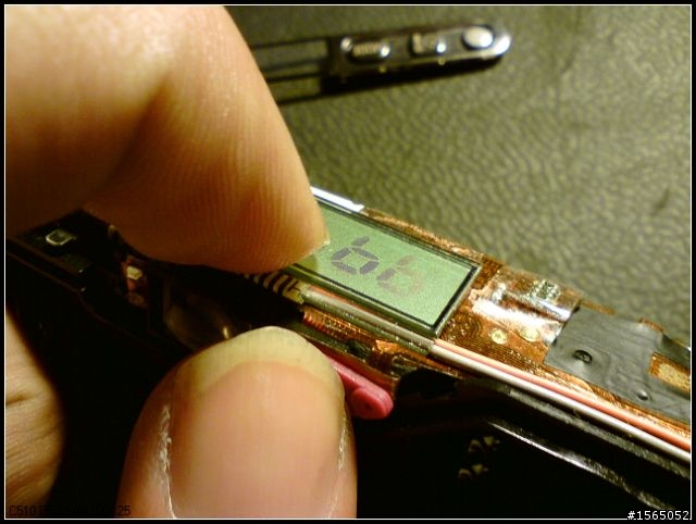RICOH R1s 液晶淡化 修復記 (DIY)