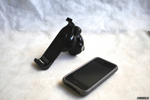 TOMTOM導航車架for iPhone簡單開箱