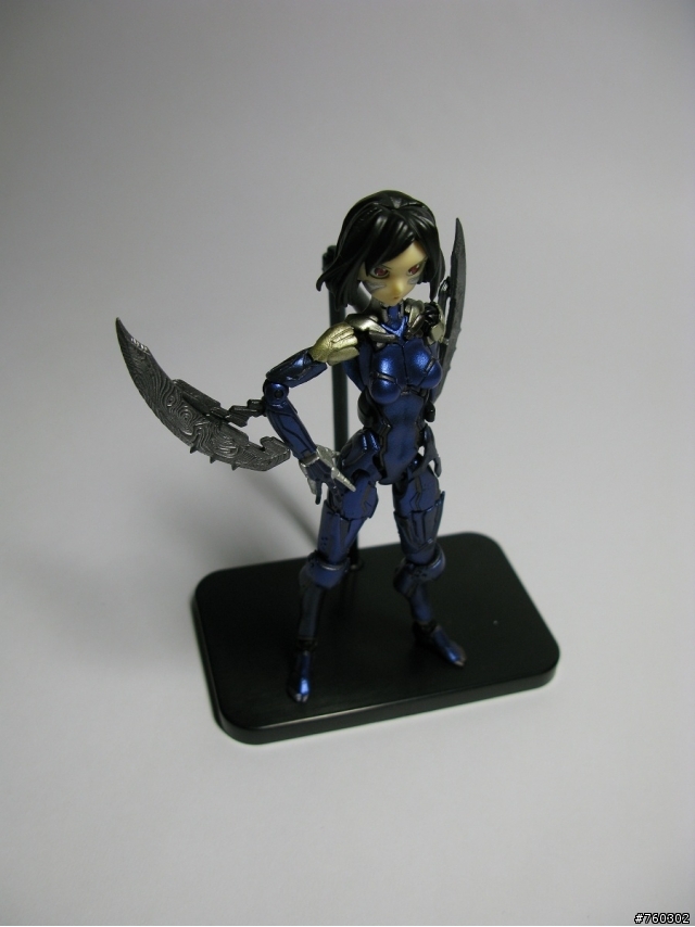 【不負責任評論與分享】《銃夢》無比例書玩可動FIGURE─凱麗