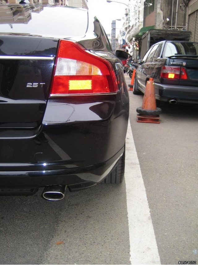 *My VOLVO S80 2.5T (KONI Sport 1130避震器+雙出尾管+R版小鴨尾)*更新在第45樓!