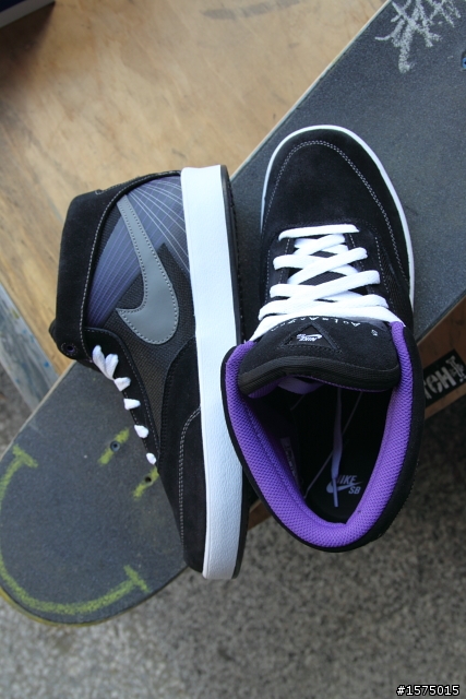 ~NIKE SB 開箱文~Omar Salazar 選手簽名款