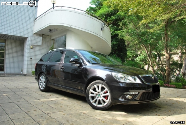 與MY10 SKODA OCTAVIA COMBI RS 的下午茶約會