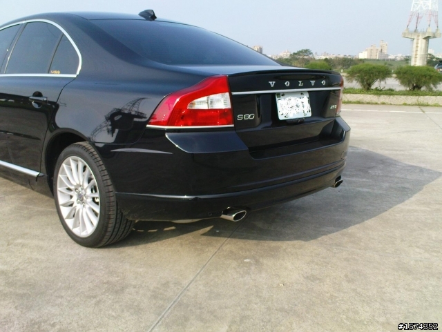 *My VOLVO S80 2.5T (KONI Sport 1130避震器+雙出尾管+R版小鴨尾)*更新在第45樓!