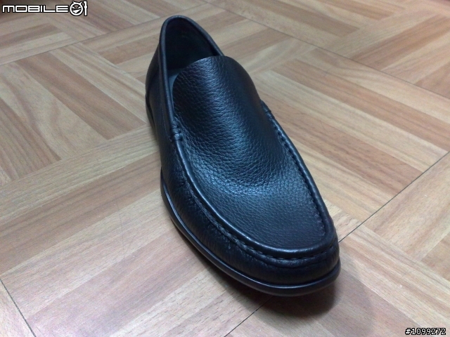 La New 小牛皮休閒鞋開箱