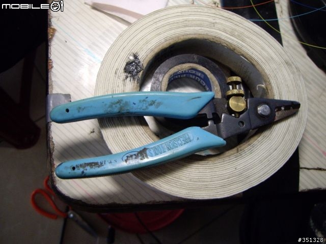 大樓FTTH化前篇-光纖熔接工具開箱&熔接過程(圖多且大)