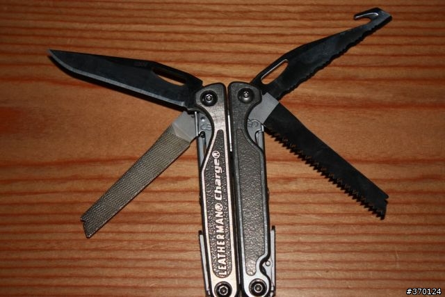 香港來的開箱文 - Leatherman Charge TTi